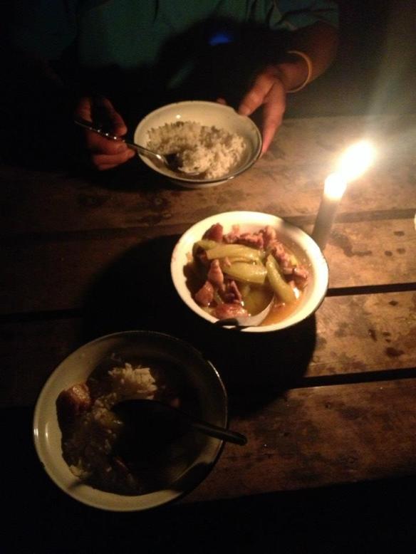 557827_331703573595573_677716661_n